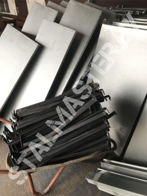 Костыли (кронштейны) для крепления отливов, парапетов, желобов