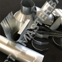 Собственное производство вентиляционных, водосточных систем, парапетов, отливов, зонтов, доборных элементов кровли и забора.